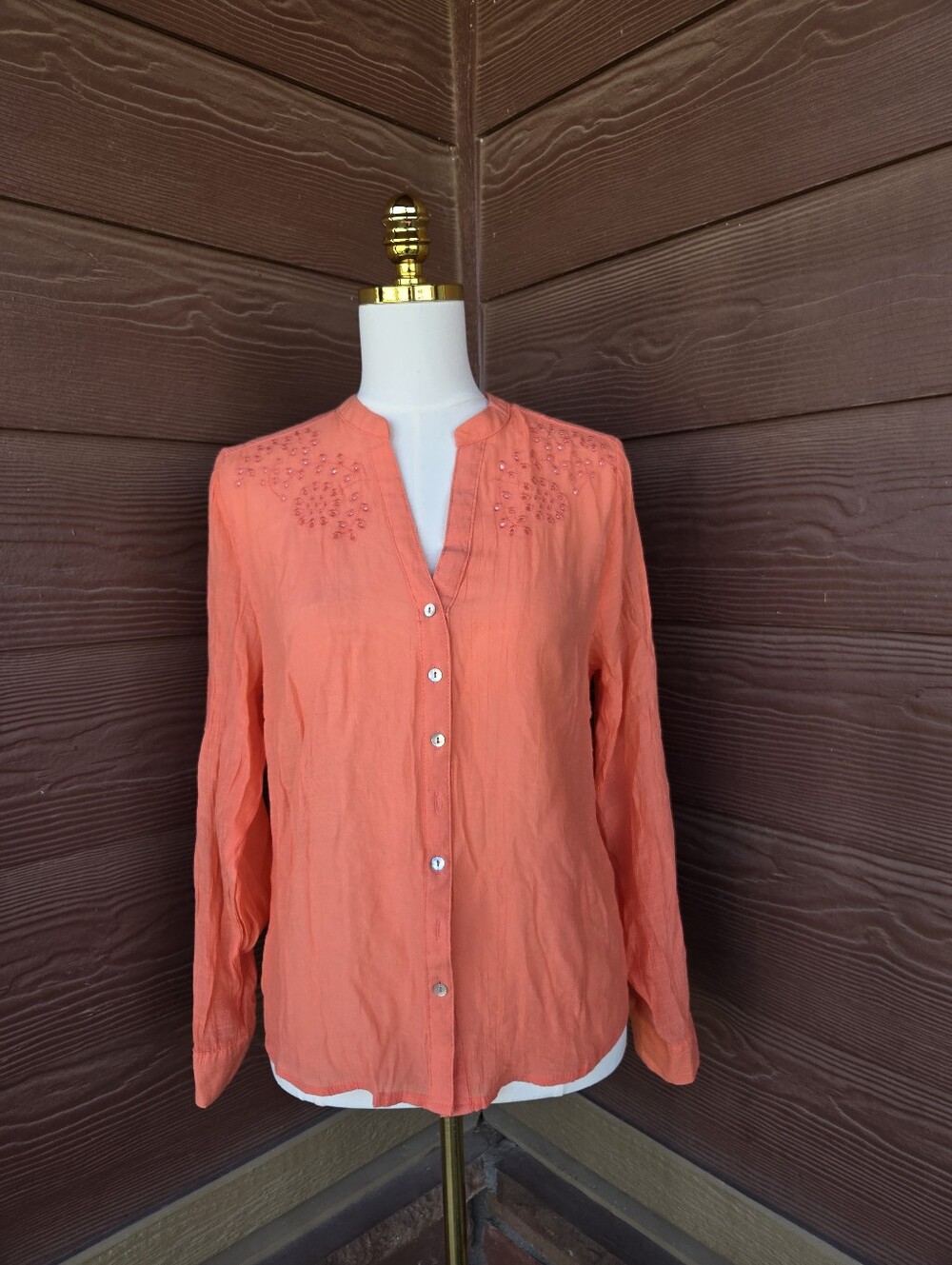 Nanette Lepore Coral Embroidered Button‑Down Blouse – Women’s Size Large - Picture 14 of 15